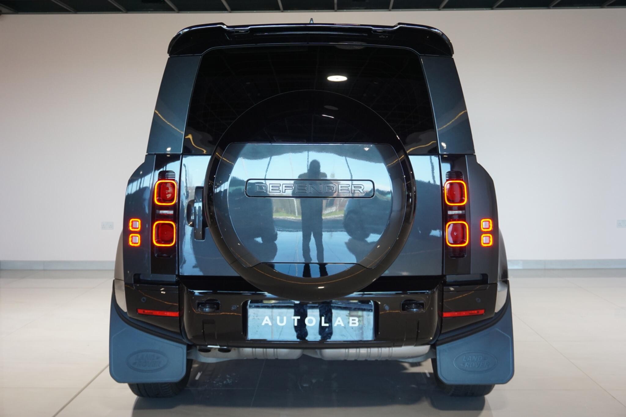 Land Rover Defender 110 3.0 D350 MHEV X-Dynamic HSE Hard Top SUV 5dr Diesel Auto 4WD MWB Euro 6 (s/s) (350 ps)